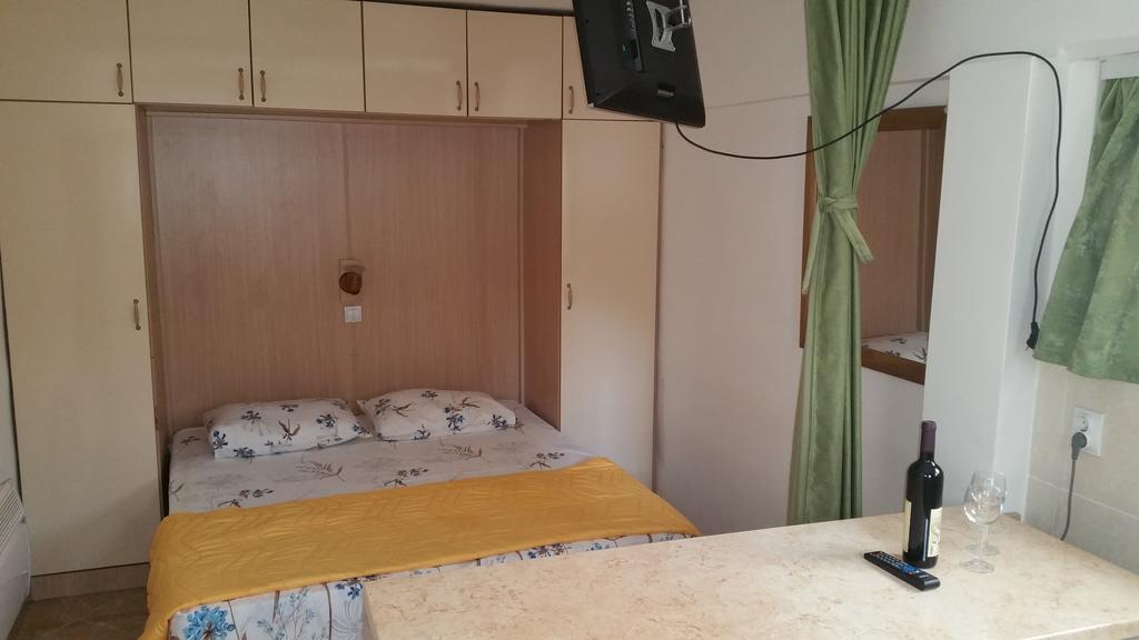 Apartments Lanterna Tivat Eksteriør bilde