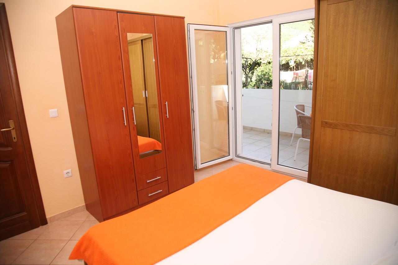 Apartments Lanterna Tivat Eksteriør bilde