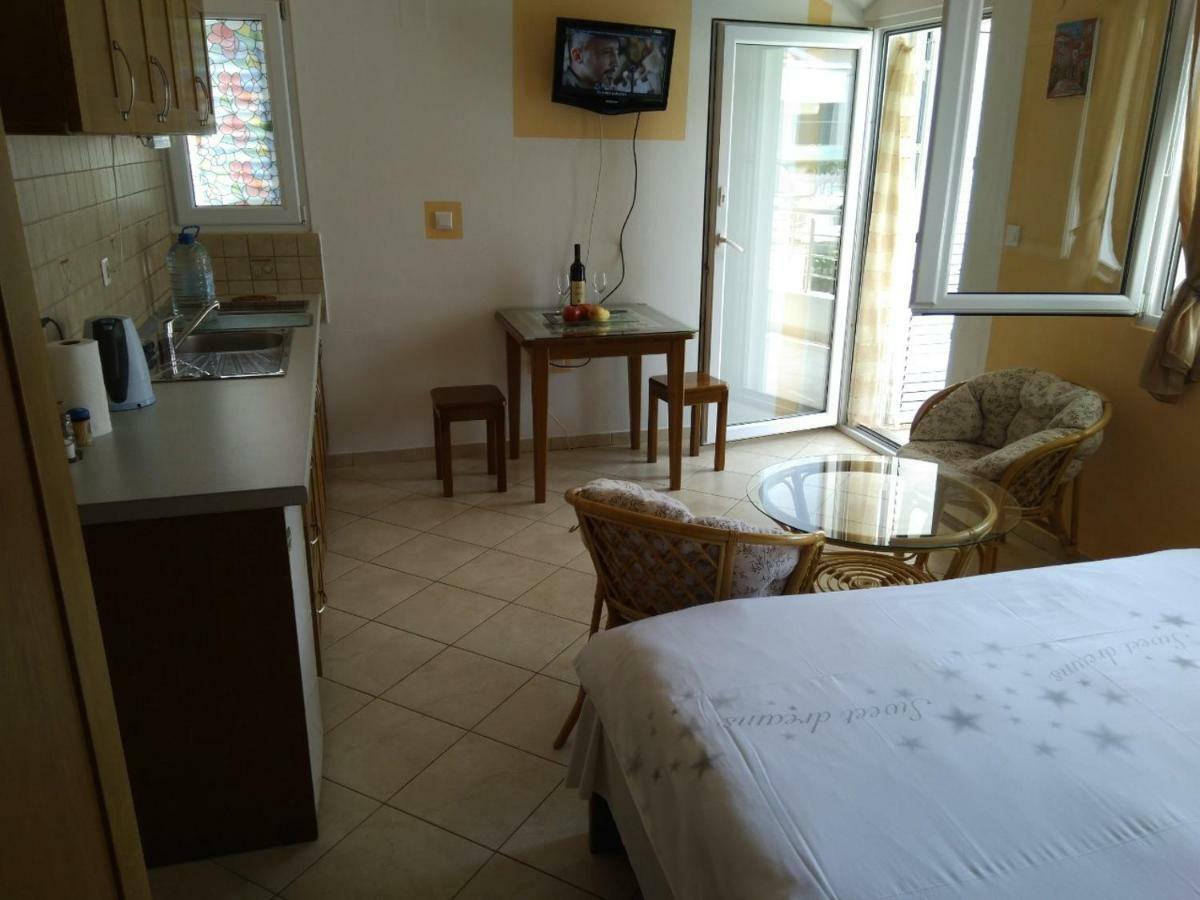 Apartments Lanterna Tivat Eksteriør bilde